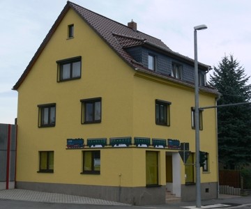 Laden in Adelsberg